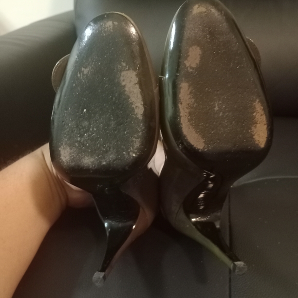 Louis Vuitton Women's green Courts size 35 - Picture 4 of 9